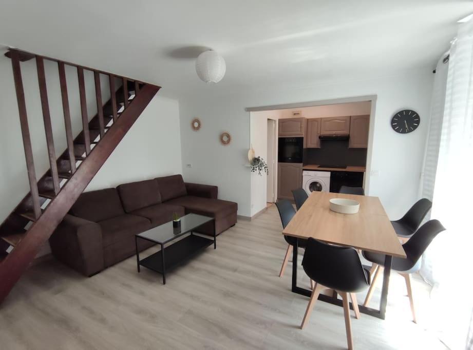 Apartament Duplex Cosy Gonesse Zewnętrze zdjęcie
